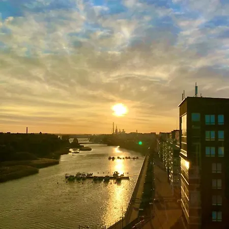 The River 31, Baritoni Apartment *