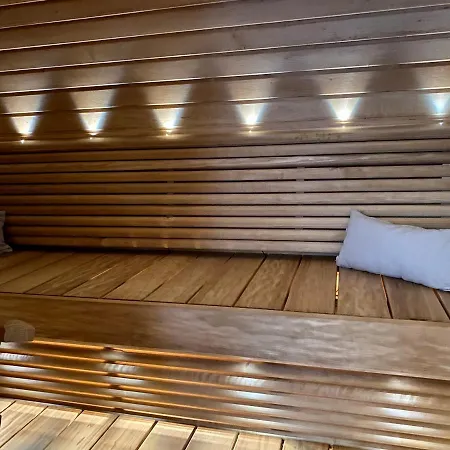 The River 31, Baritoni Björneborg