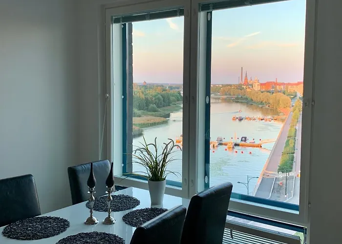 The River 31, Baritoni 公寓 波里