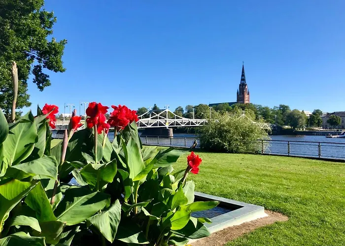 The River 31, Baritoni 公寓